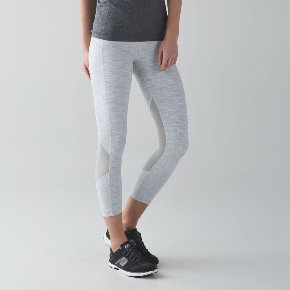 Lululemon Pace Rival 22" Crop